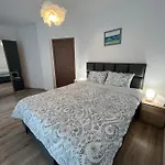 Azzurro Premium On Bulevard Bogoridi * Burgas City