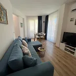 Azzurro Premium On Bulevard Bogoridi Burgas City