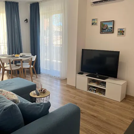 Apartman Azzurro Premium On Bulevard Bogoridi Burgasz