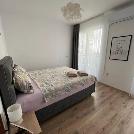 Apartamento Azzurro Premium On Bulevard Bogoridi *