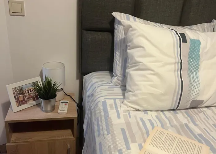 Azzurro Premium On Bulevard Bogoridi Apartament Burgas